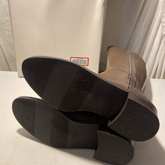 A new day brown knee high boots 1” block heel zip up side  various sizes all NWT - Picture 5 of 6